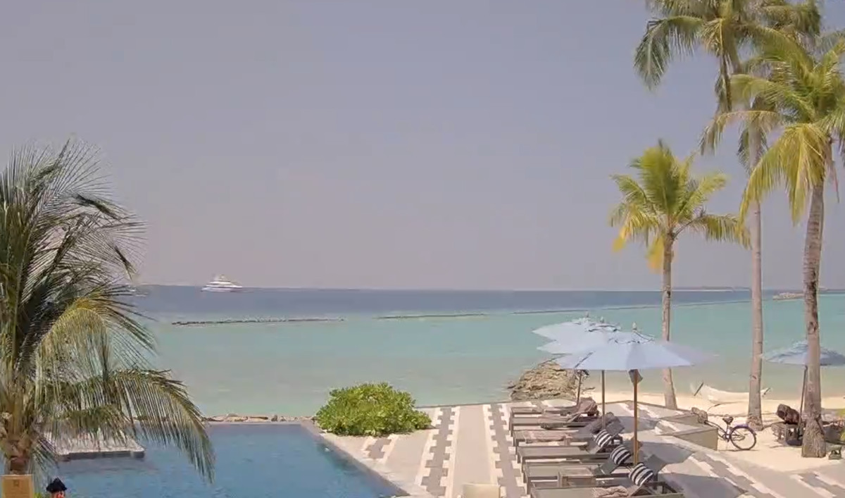 Picture from Hotel SAii Lagoon Maldives, Curio Collection by Hilton online camera in ,