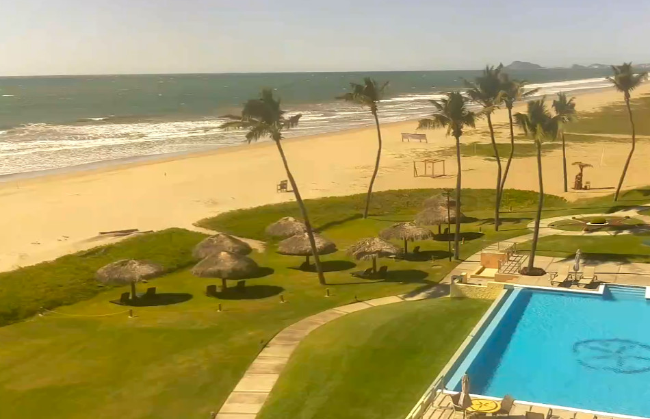 Picture from Mexico, Mazatlan beach online camera in ,