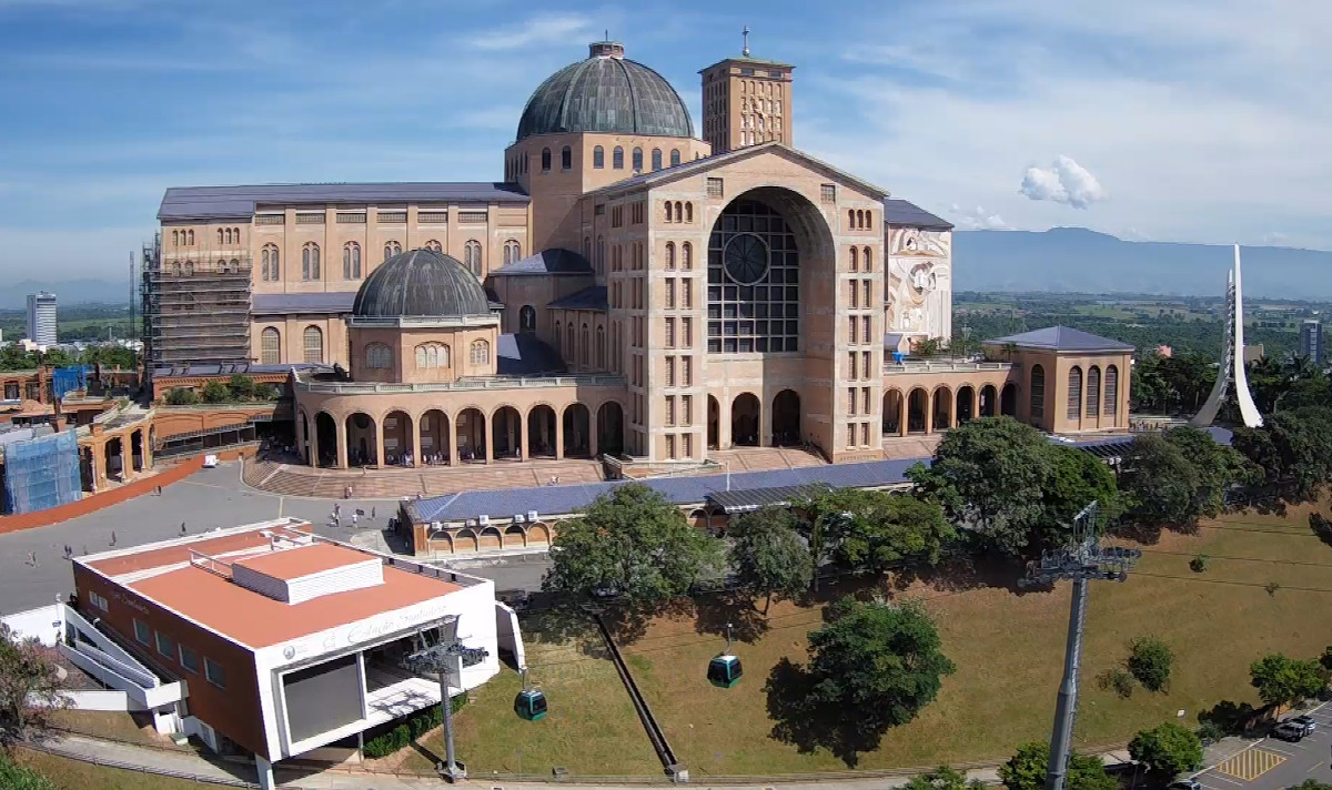 Picture from Basilica of Our Lady of Aparecida Brazil online camera in ,