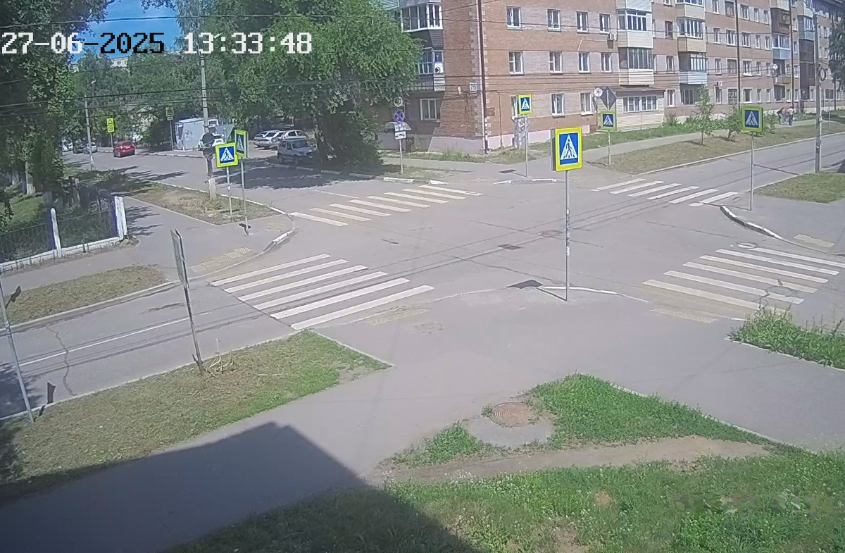 Intersection of 8 Marta Street and Gorno-Altayskaya Street, Biysk