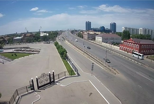 Henri Barbusse Street and New Bridge, Astrakhan
