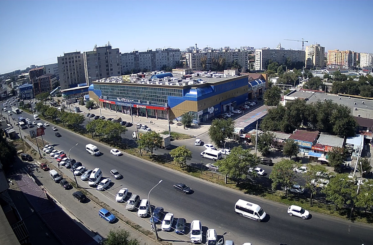 Iceberg Shopping Center, Astrakhan