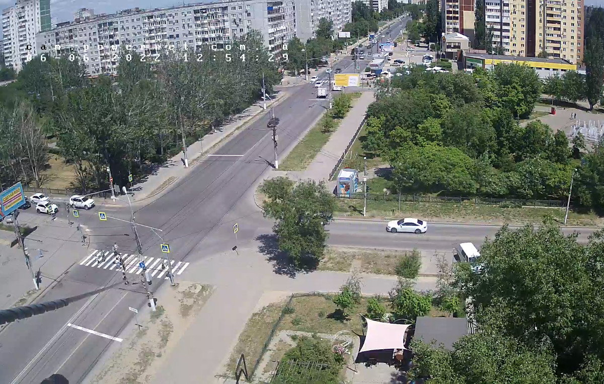 Intersection of Druzhby Narodov and Mechtateley Streets, Ust-Ilimsk ...
