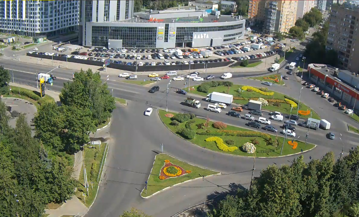 Intersection of Akademika Kargina Street and Olympichesky Prospekt, Mytishchi