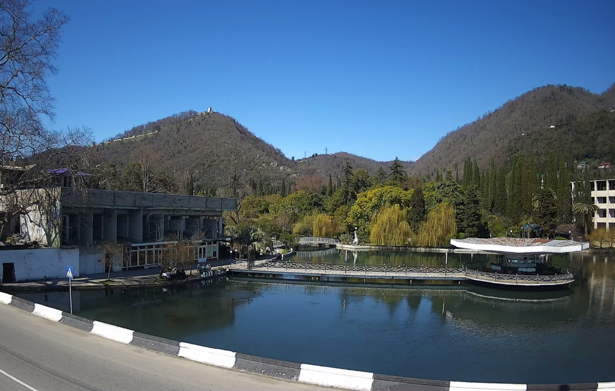 Swan Lake, New Athos