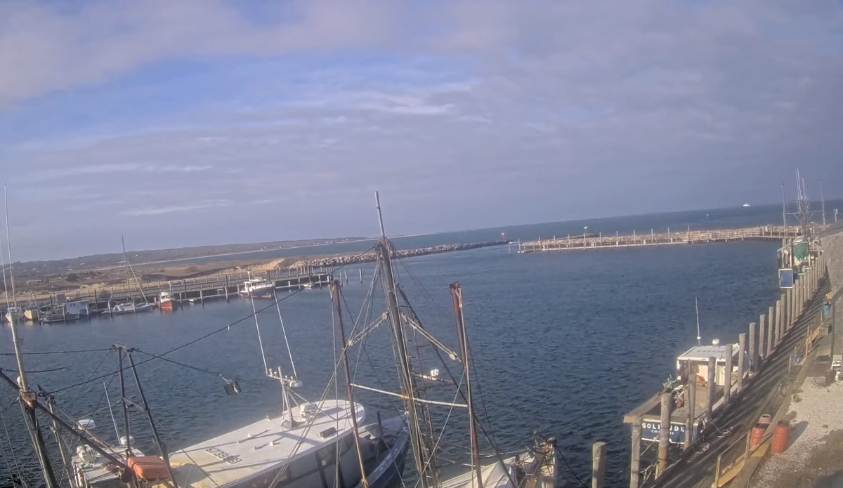 Menemsha Harbor โ MA