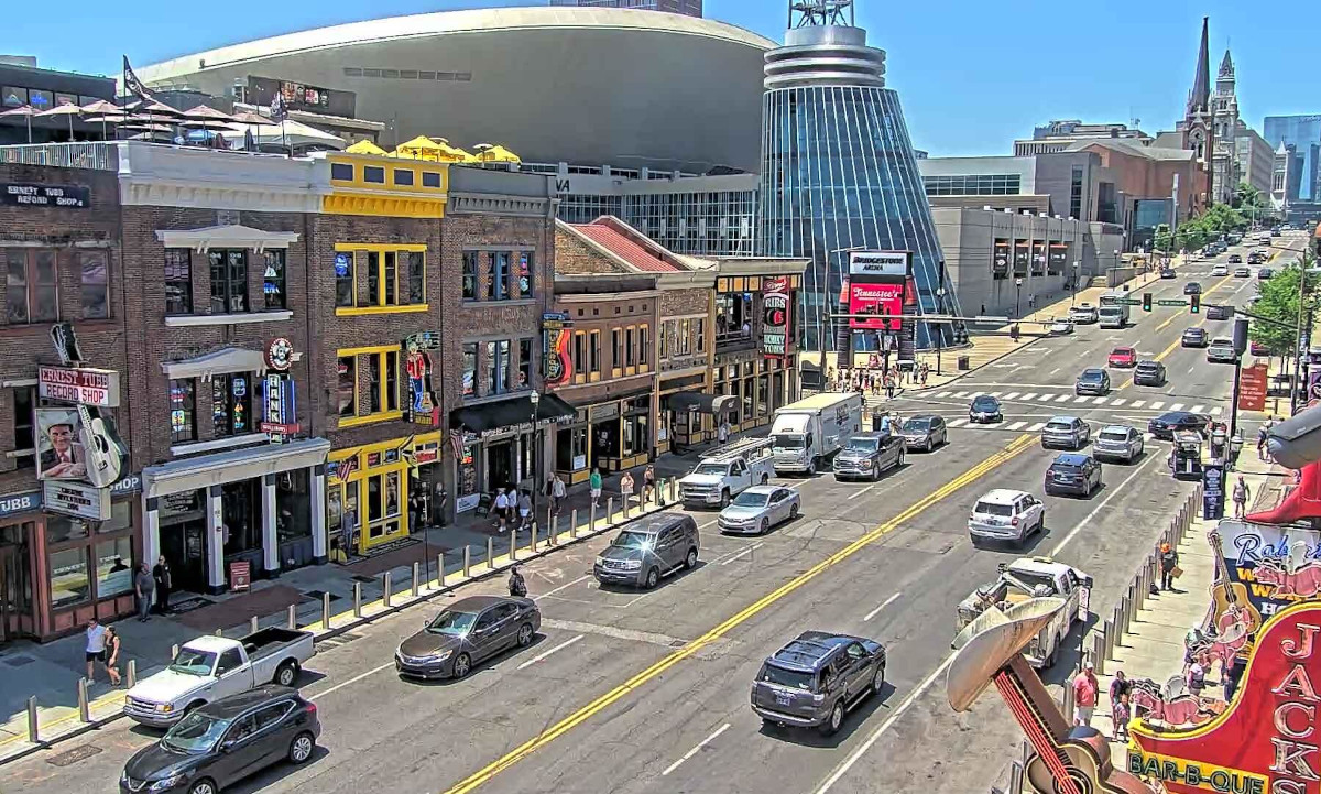 Broadway Street — Nashville